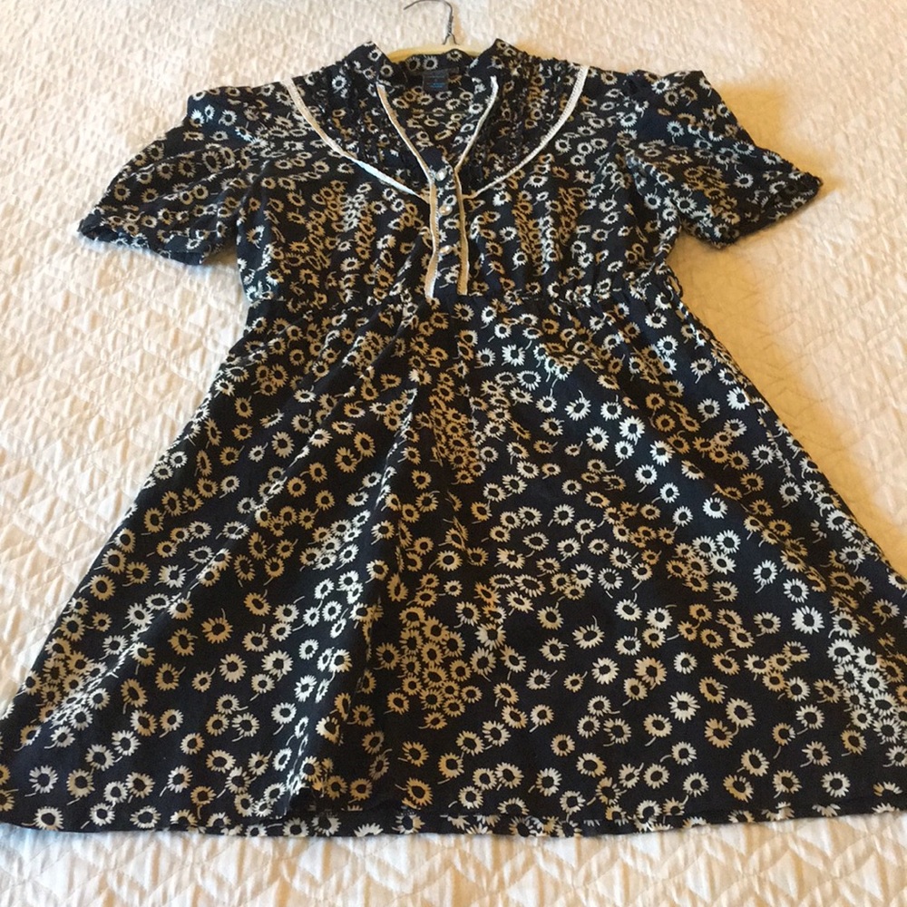 Vintage/Boho short black dress